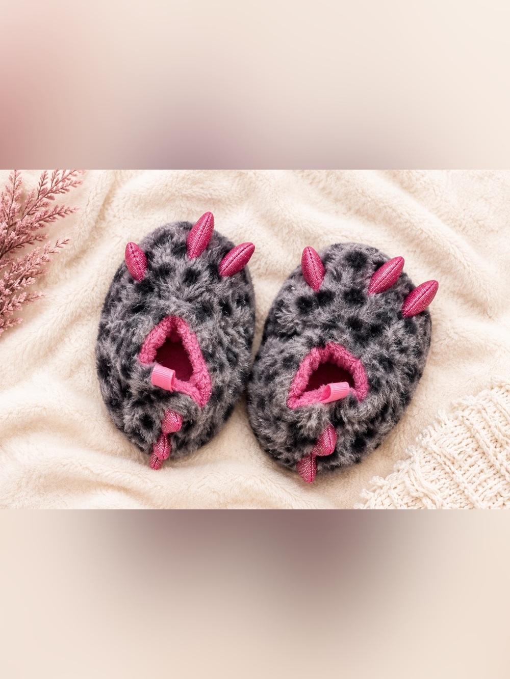 Wonder Nation Fuzzy Monster Slippers Size 4 | Gray Leopard Pink Claw House Shoes